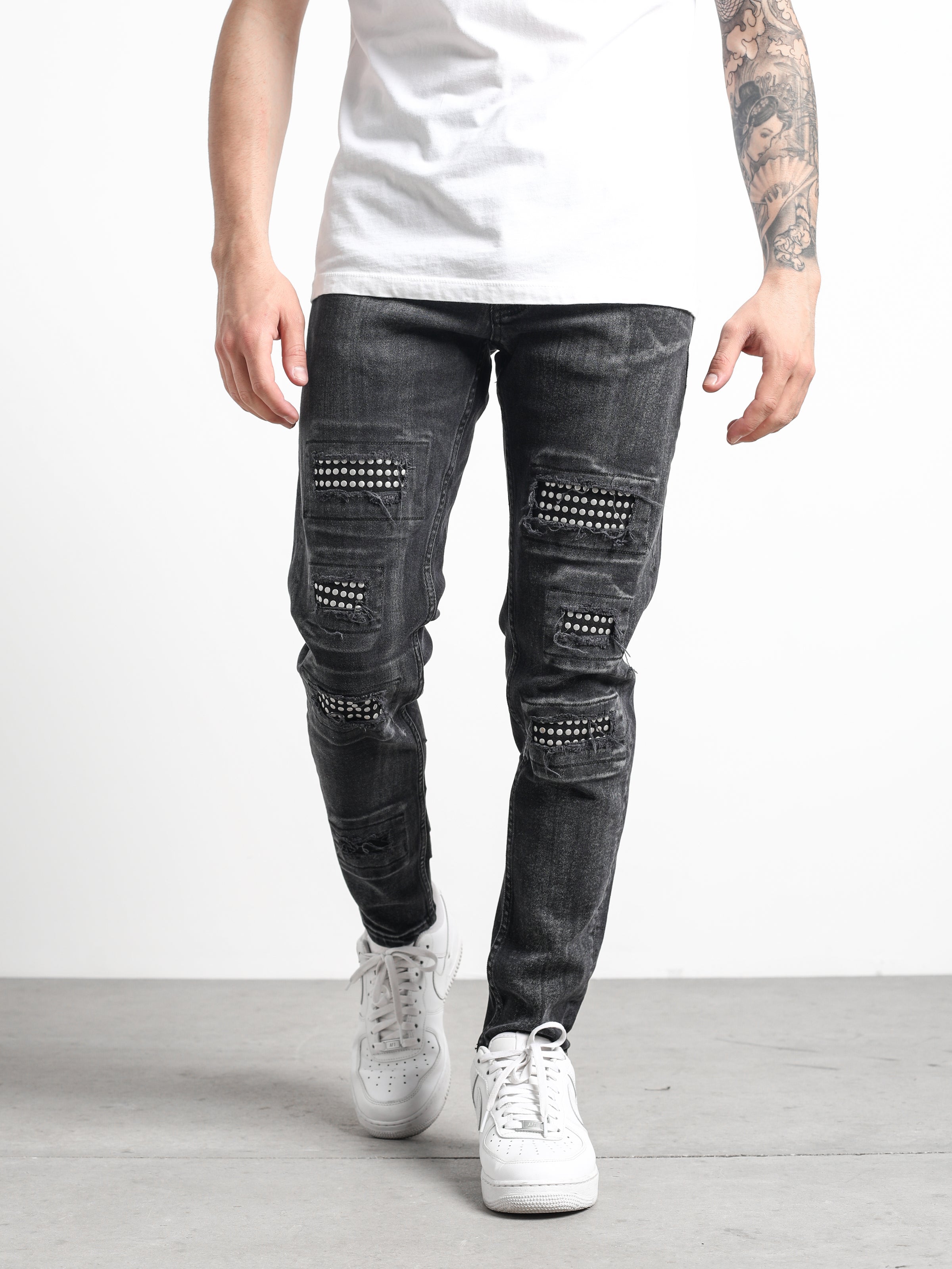 Distressed Grey Jeans – Monocloth